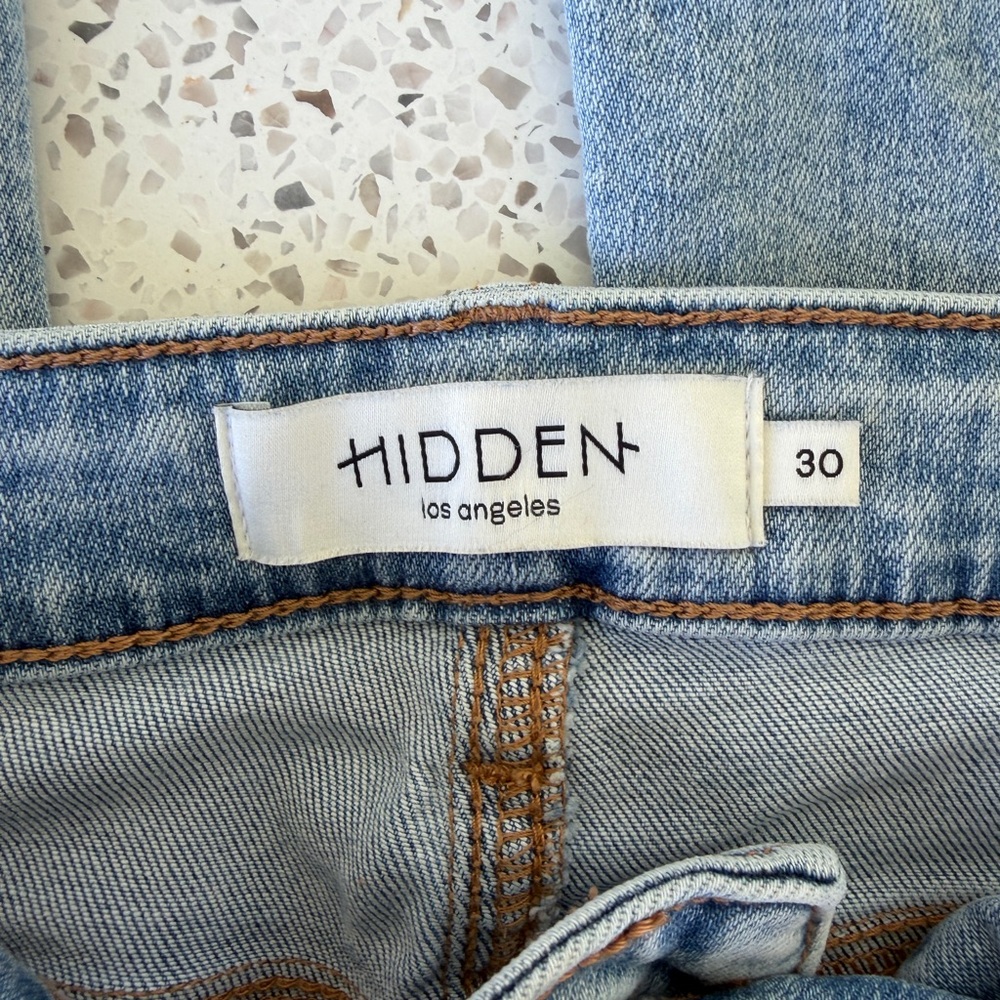 Women's High Rise Light Blue Jeans with Wide Leg Frayed Bottom - Picture 4 of 4